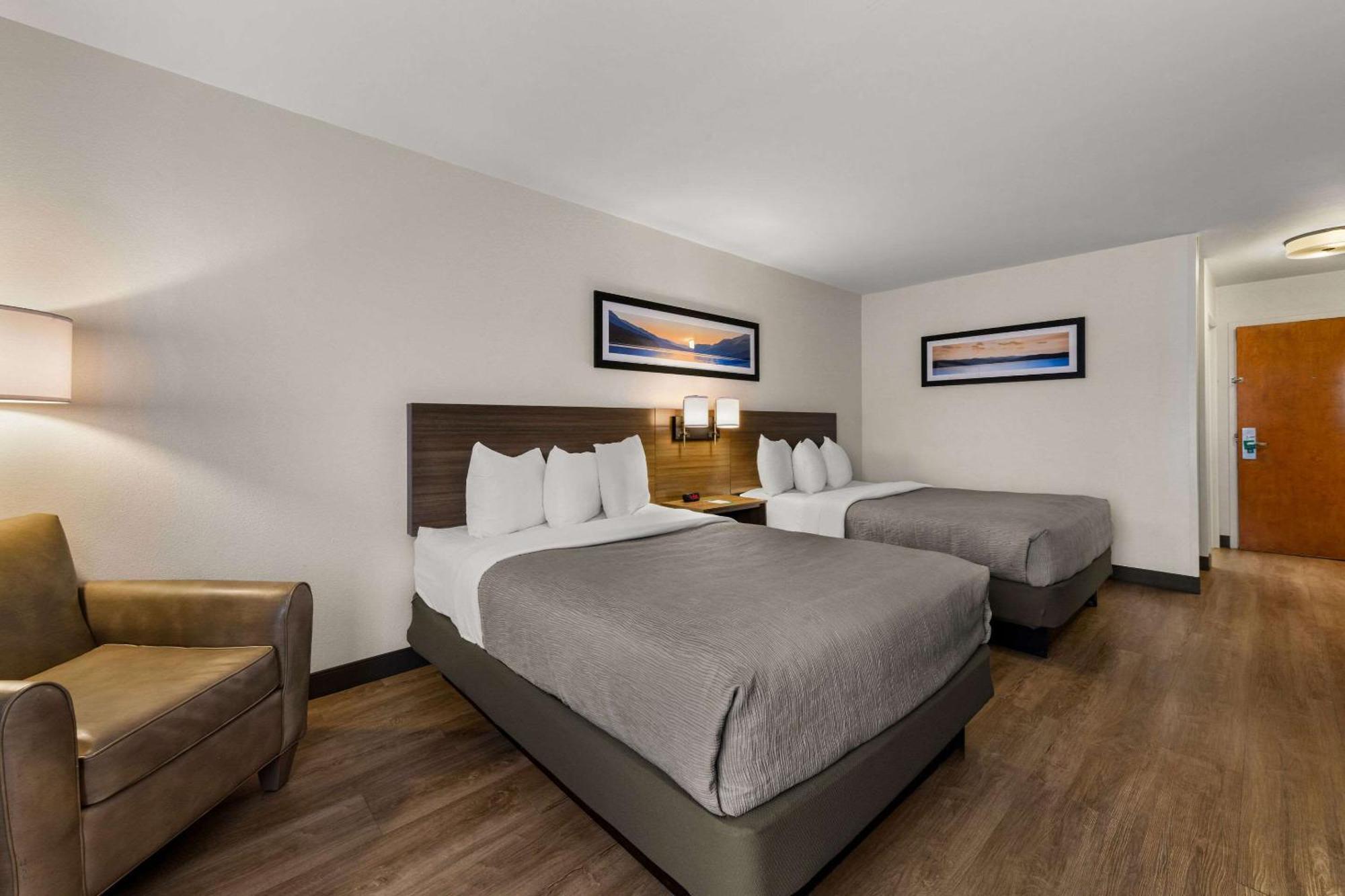 Quality Inn & Suites Matthews - Charlotte Exterior photo
